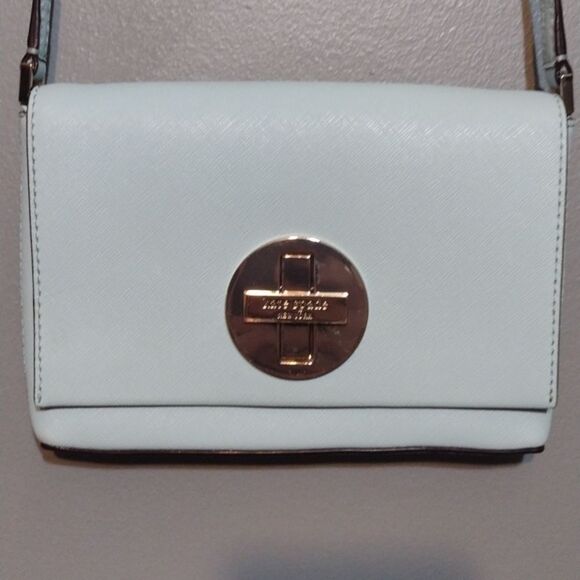 kate spade Handbags - Kate Spade light blue crossbody small purse